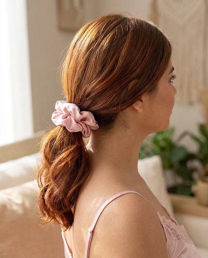 Scrunchies que cuidan tu cabello Rosado